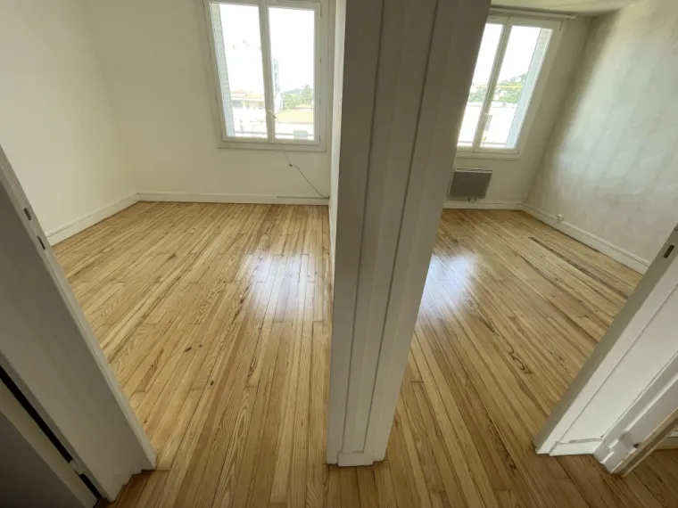 SNGA rénove un parquet après une inondation a Givors, Pont-Évêque, Société de nettoyage Girard André