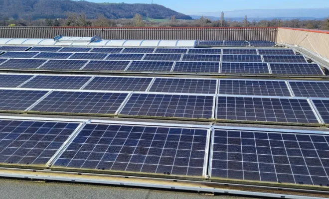 SNGA-Réalise le nettoyage de vos panneaux solaires dans la région lyonnaise, Pont-Évêque, Société de nettoyage Girard André