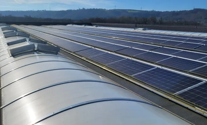 SNGA-Réalise le nettoyage de vos panneaux solaires dans la région lyonnaise, Pont-Évêque, Société de nettoyage Girard André