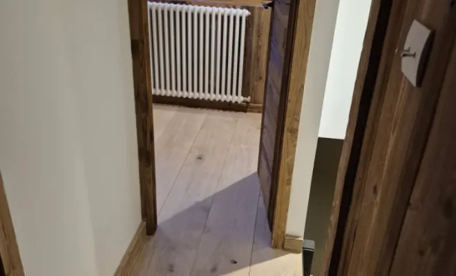 Entreprise de rénovation de parquets et escaliers en bois sur St-Chamond, Pont-Évêque, Société de nettoyage Girard André